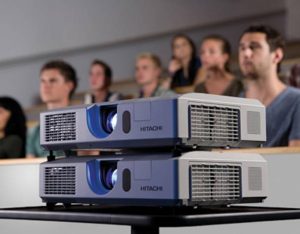 استفاده از پروژکتور